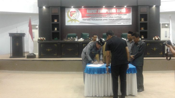 DPRD Touna Setujui Raperda APBD Perubahan 2017