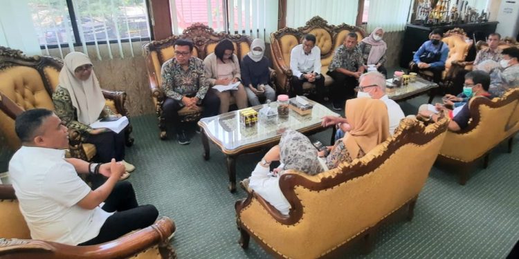 Walikota Palu Menerima Kunjungan ADB dan Bank Dunia