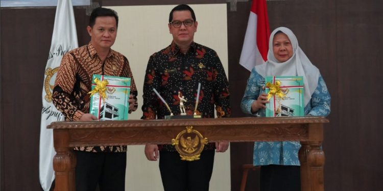 Pemkot Palu Terima Hasil Laporan Pemeriksaan BPK RI Semester II