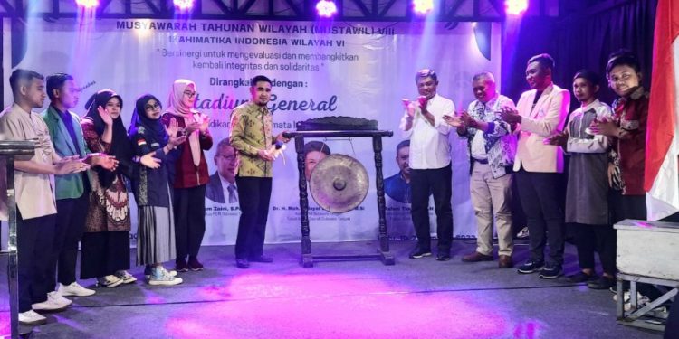 MUSTAWIL VIII IKAHMATIKA WILAYAH VI DI BUKA WALIKOTA PALU