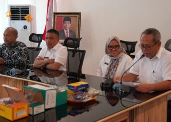 Serahkan Aset Daerah ke PDAM Kota Palu, Walikota Harap Menjadi PDAM Yang Hijau