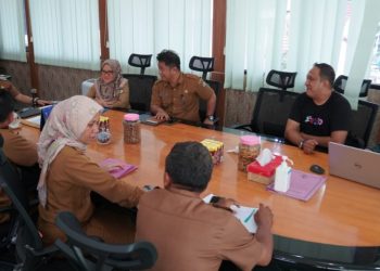 Walikota Palu Bahas Pengelolaan Pasar Bambaru Bersama Pemuda Kreatif