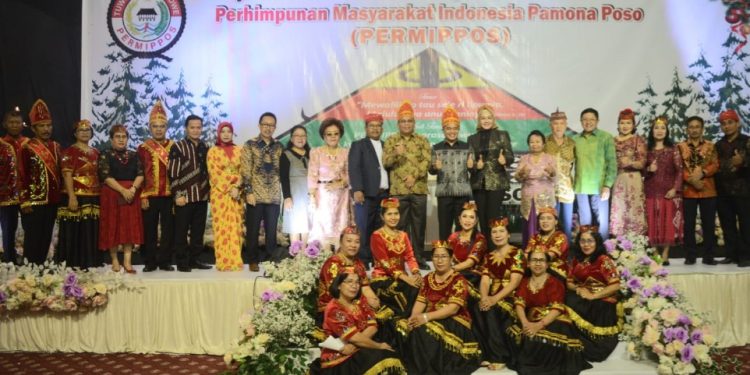 Walikota Palu Hadiri Perayaan Natal 2022 dan Syukuran Tahun Baru 2023 PERMIPPOS