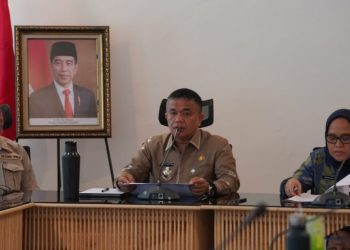 Walikota Palu Pimpin Rapat Evaluasi 53 Program Kerja Tahunan