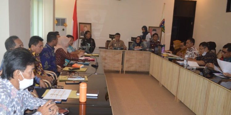 Walikota Palu Pimpin Rapat Bersama Kepala OPD Pemkot Palu