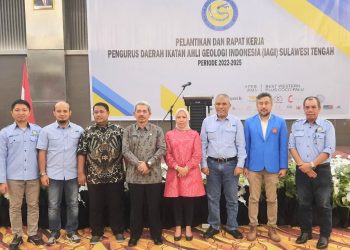 H. Husaema Wakili Walikota Palu Hadiri Pelantikan dan Raker IAGI Sulteng