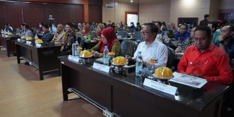 Wawali Hadiri Rapat Koordinasi Penanggulangan Kemiskinan, Ini Pembahasannya