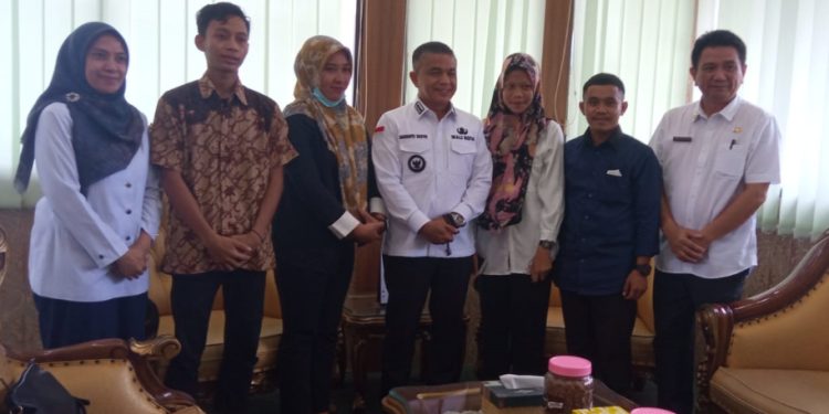 Dinas Perindag Kota Palu Kirim Lima Peserta Pelatihan Batik Kelor Di Yogyakarta