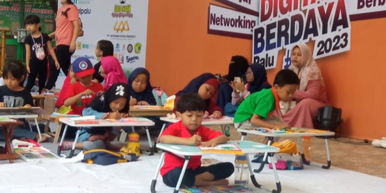 Sebanyak 50 Siswa TK dan SD Se-Kota Palu Ramaikan Pesta Wirausaha