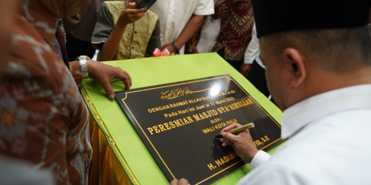 Hadianto Resmikan Masjid Sya’airullah di Kelurahan Nunu Kota Palu