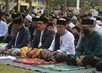 Pemkot Palu Gelar Sholat Idul Fitri 1444 H di Lapangan Vatulemo