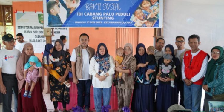 Wawali Hadiri Bakti Sosial IDI Cabang Palu Peduli Stunting