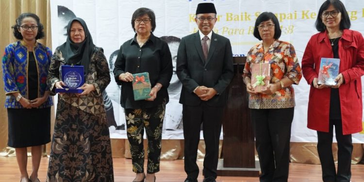 Wawali Hadiri Bible Mission Gathering