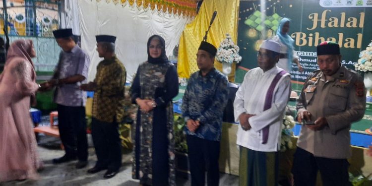 Ketua TP PKK Kota Palu Menghadiri Acara Halal Bi Halal Bersama Masyarakat Lere.