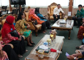 Wali Kota Menerima Kunjungan Guru Honorer dan TK