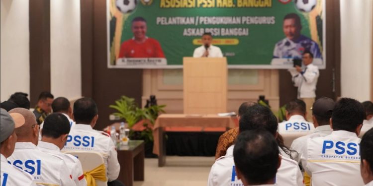 Hadianto Resmi Melantik Pengurus Askab PSSI Banggai Periode 2023-2027