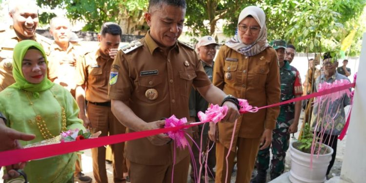 Wali Kota Resmikan Gedung Serbaguna Bantaya di Kelurahan Kayumalue Ngapa