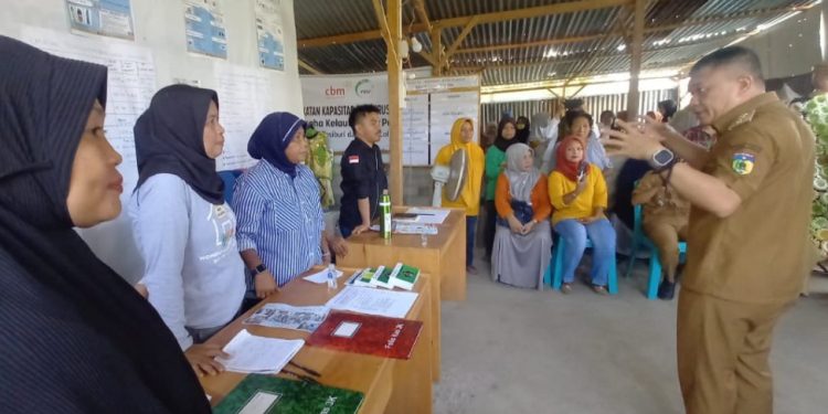 Wali Kota Berharap Bank Plastik Kelurahan Talise Menjadi Percontohan di Kota Palu