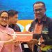Gala Dinner Rakerwil Apkesi Komwil VI, Sekkot Palu Terima Cendramata Dari Pemkot Jayapura