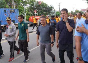 Wali Kota Palu Hadiri HUT ke-77 Bhayangkara Tahun 2023 Yang Dimeriahkan Dengan Jalan Santai