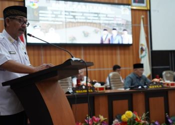 Wali Kota Beri Jawaban Pandangan Umum Fraksi Atas Rancangan Perda Tentang LLAJ