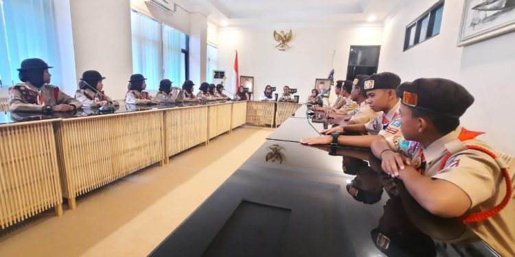 Sekkot Melepas Kontinen Pramuka Kwarcab Kota Palu Ikuti Lomba Tingkat Regu Pramuka Penggalang Lima