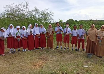 Kampanye Adiwiyata, SDN 3 Palu Gelar Berbagai Kegiatan : Tanam Pohon, Pemilahan Sampah Plastik Hingga Sehari Bebas Kendaraan Bermotor