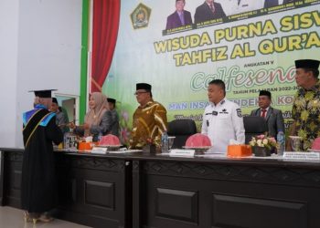 Wisuda Purna Siswa dan Tahfidz Al-Qur’an MAN Insan Cendekia Palu, Ini Pesan Wali Kota