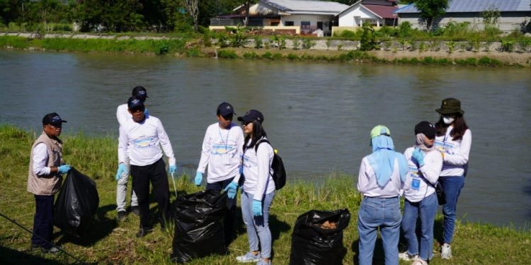 Aksi Bersih Sungai Palu, Ini Pesan Wali Kota
