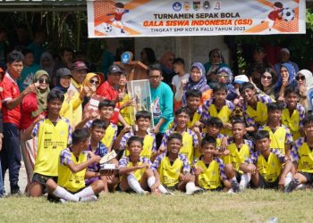 Hardi Tutup Turnamen Sepak Bola Gala Siswa Indonesia (GSI), SMPN 2 Palu Raih Juara 1