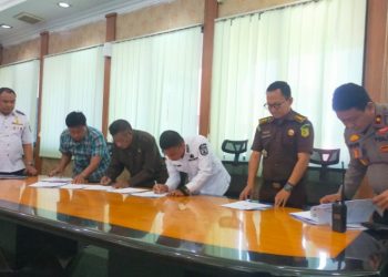 Maksimalkan Penerimaan Daerah, Wali Kota Palu Tanda Tangani MoU Pengelolan Parkir