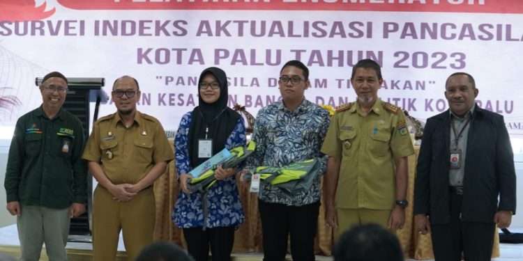 Kesbangpol Kota Palu Gelar Pelatihan Enumerator Survei IAP Kota Palu 2023