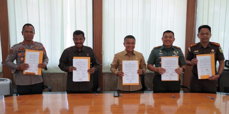 Wali Kota Bersama Forkopimda Kota Palu Tanda Tangani MoU Peningkatan Pendapatan Pajak Daerah
