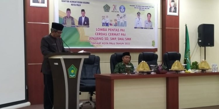 Asisten II Setda Kota Palu Membuka Lomba Pentas Pendidikan Agama Islam Jenjang SD Tingkat Kota Palu