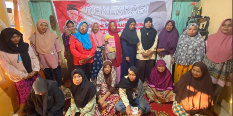 Majelis Taklim Pemberantasan Buta Aksara Huruf Hijaiyah Kelurahan Tavanjuka Deklarasikan Dukungan Untuk Ganjar Pranowo             