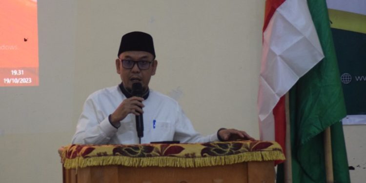 Seminar Pembauran Kebangsaan, Kaban Kesbangpol Kota Palu Ajak Masyarakat Membudayakan Nilai Pancasila