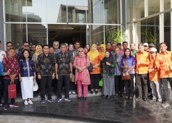 Asisten I Setda Kota Palu, Pimpin Kunjungan Kerja Camat dan Luruh Ke Kota Bandung