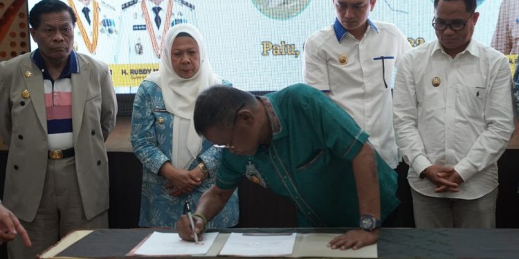 Wakil Wali Kota Palu Hadiri Penandatanganan MoU SK Fungsi dan Status Jalan Daerah