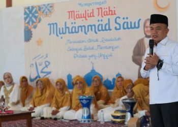 Wali Kota Palu Hadiri Peringatan Maulid Nabi Muhammad SAW 1445 H Di Taipa Beach Palu