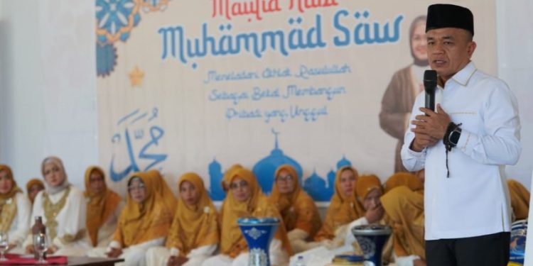 Wali Kota Palu Hadiri Peringatan Maulid Nabi Muhammad SAW 1445 H Di Taipa Beach Palu