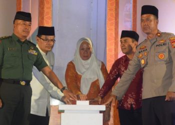 Wakil Wali Kota Menutup Kegiatan MTQ XXVII dan Palu Mengaji Tingkat Kota Palu, Kelurahan Matikulore Meraih Juara Umum
