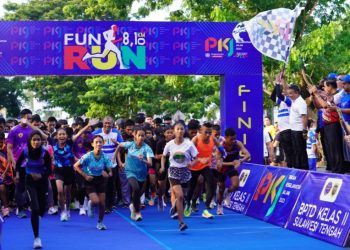 Lepas Peserta Fun Run, Wali Kota Palu Ajak Masyarakat Jaga Fasilitas Umum Yang Telah Dibangun Pemkot