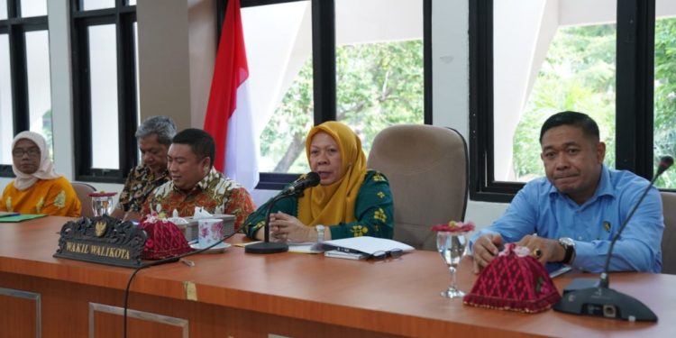 Wakil Walikota Palu Memimpin Pertemuan High Level Meeting Tim Pengendalian Inflasi Daerah Kota Palu