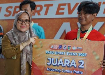 Sekda Kota Palu Secara Resmi Menutup Lomba Paralayang PSE 2023