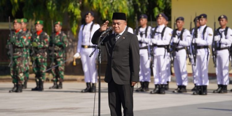 Wali Kota Palu Memimpin Upacara Peringatan Hari Pahlawan Nasional Tingkat Kota Palu Tahun 2023