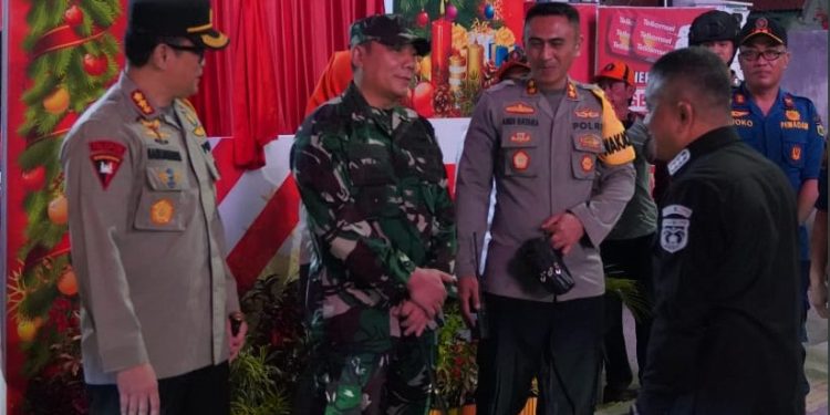Malam Natal 2023, Wali Kota Palu Bersama Forkopimda Lakukan Kunjungan Ke Pos-Pos Pengamanan Nataru