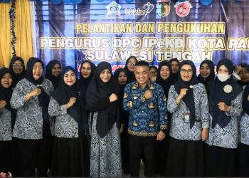 Wali Kota Melantik Pengurus IPeKB Kota Palu Masa Bhakti 2023-2027