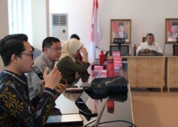Dua ASN Pemkot Palu Presentasikan Hasil Magang Didepan Wali Kota