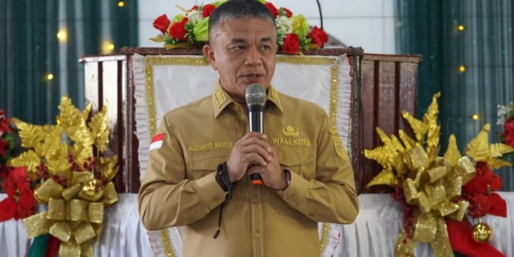 Natal 2023, Wali Kota Hadianto Rasyid Tinjau Gereja-Gereja Di Kota Palu