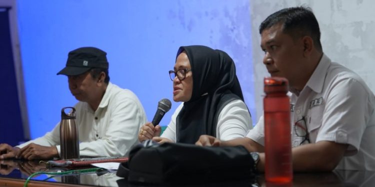 Masih Banyak Warga Belum Membayar PBB, Sekkot Irmayanti Gelar Pertemuan RT/RW Se Kecamatan Palu Barat